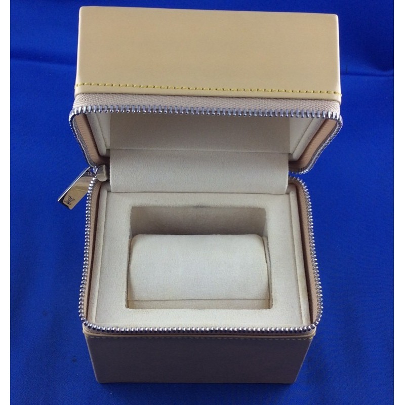 image: LV01