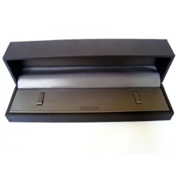 image: DM03